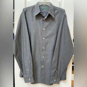 Benetton Men’s Textured Spread Collar Shirt